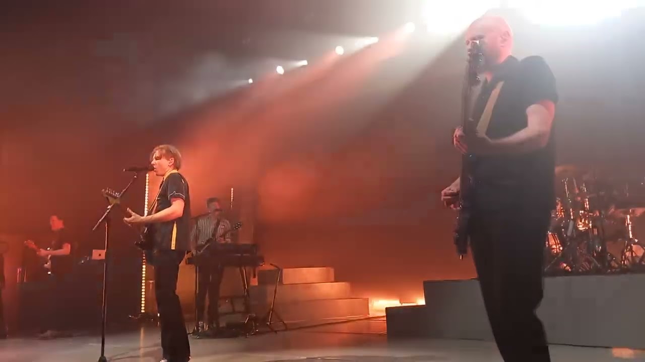 Take Me Out - Franz Ferdinand (10th March, Portsmouth Guldhall, 2026)