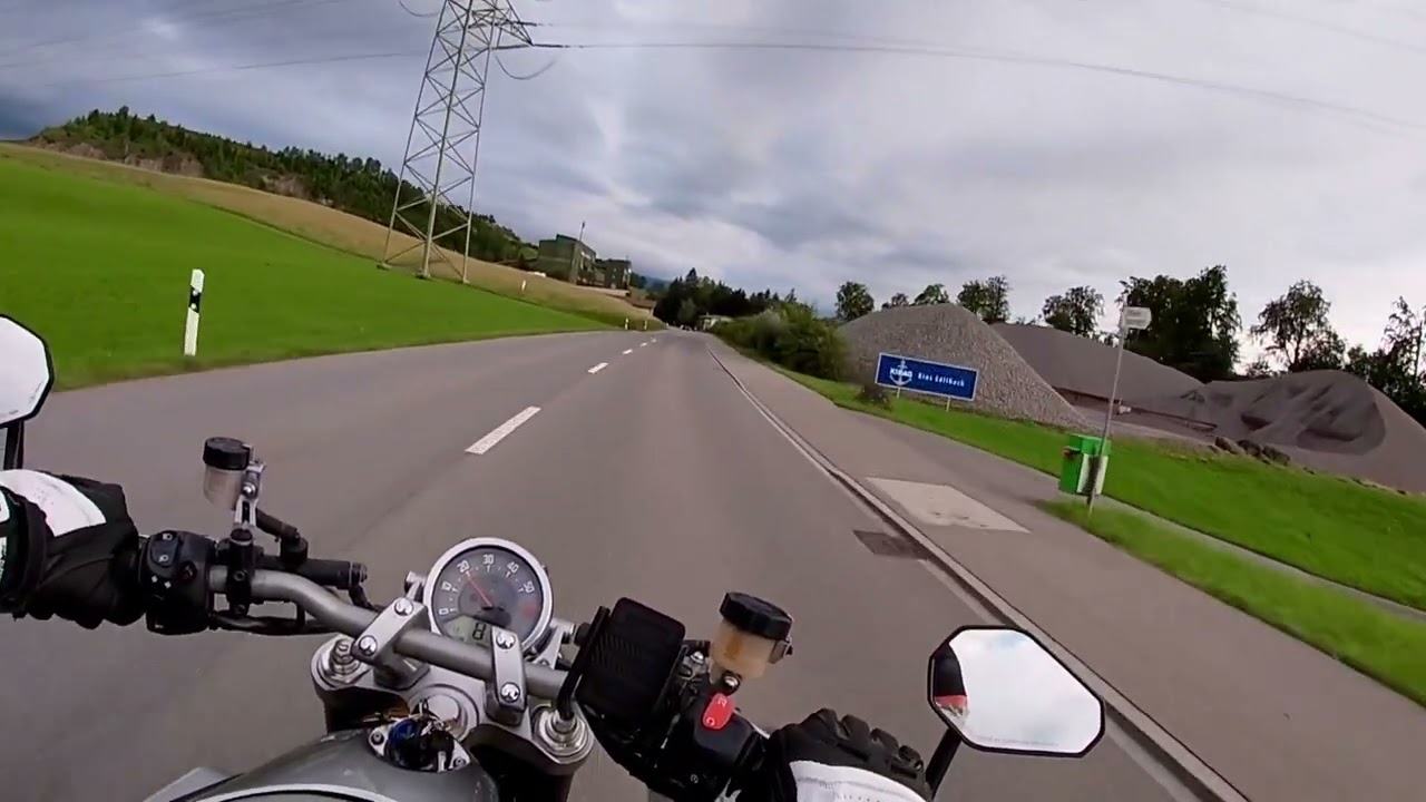 Yamah MT-01 Akrapovic testdrive