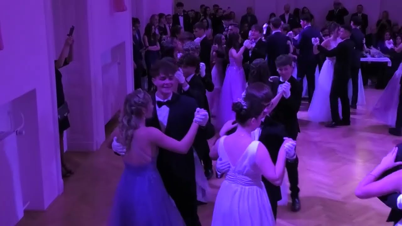 Taneční