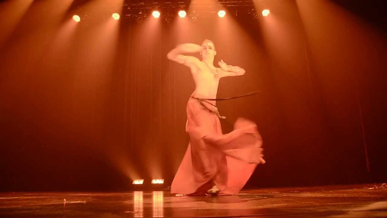 Illan Rivière @ Cabaret Danse Macabre 2013