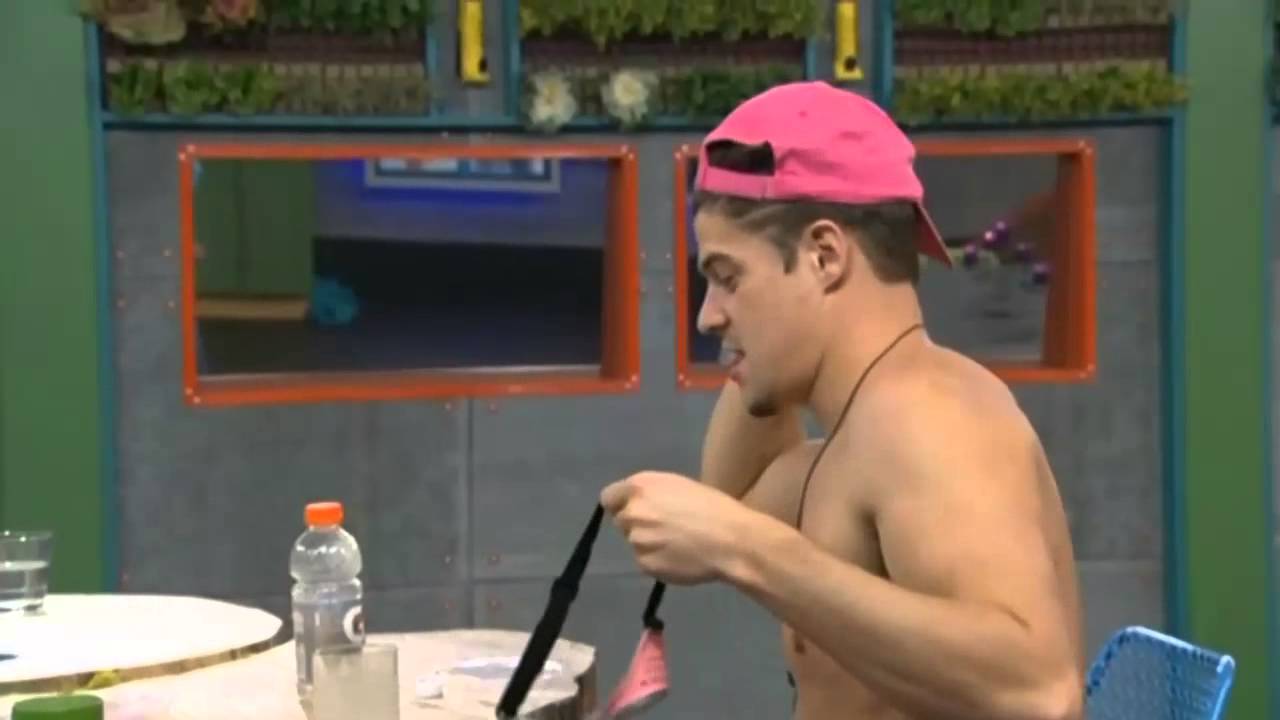 Zach Messing/Flirting with Victoria (live feeds)
