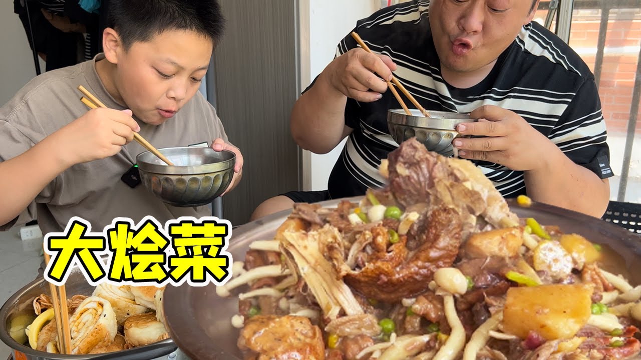 Fat Dragon's seat &rdquo;snatched back a table of leftovers&rdquo; and stewed them in a pot at home.