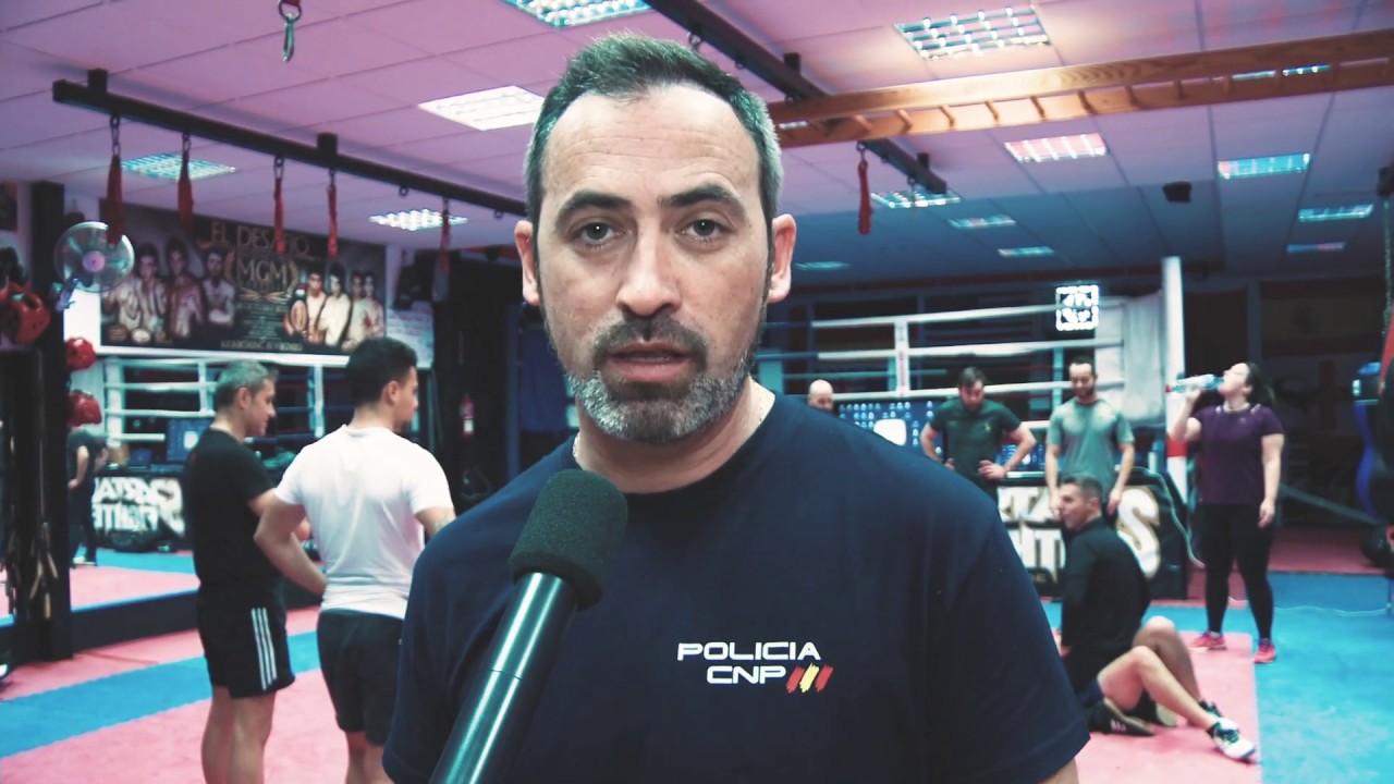 Antonio Luna denuncia el abandono en formaci&oacute;n de defensa personal policial. Febrero 20