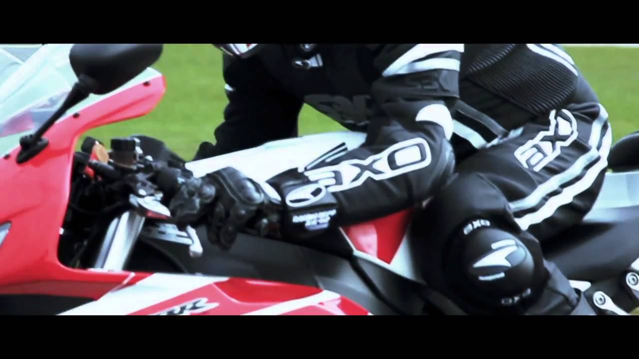 AXO: Superbike Time!