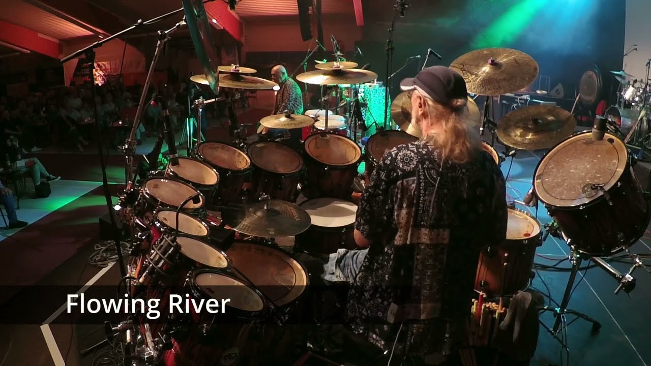 Manni von Bohr & Hakim Ludin live in Altenkirchen: 
