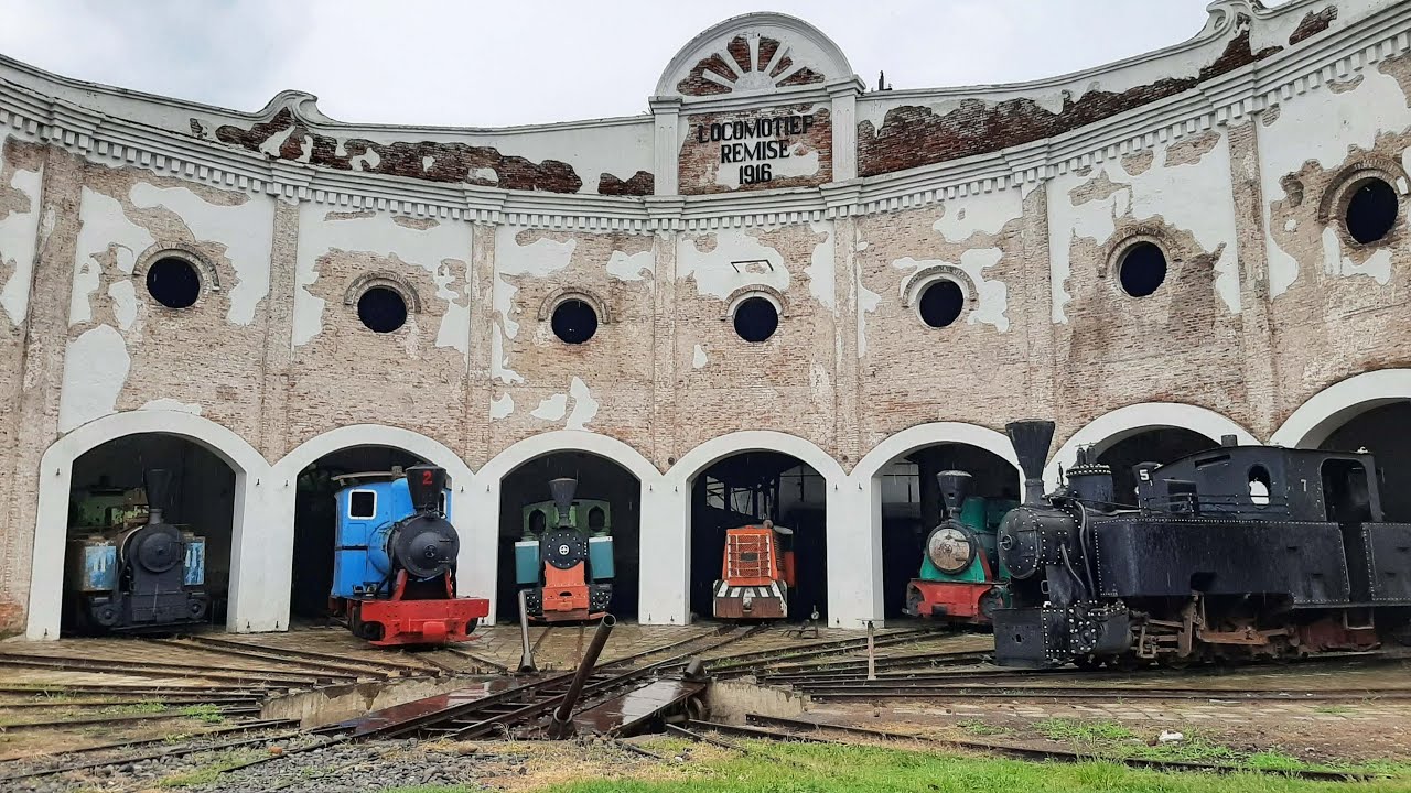 KARTUN KERETA THOMAS VERSI DUNIA NYATA TERNYATA BENAR BENAR ADA ! Lokasinya Ada Di Indonesia.
