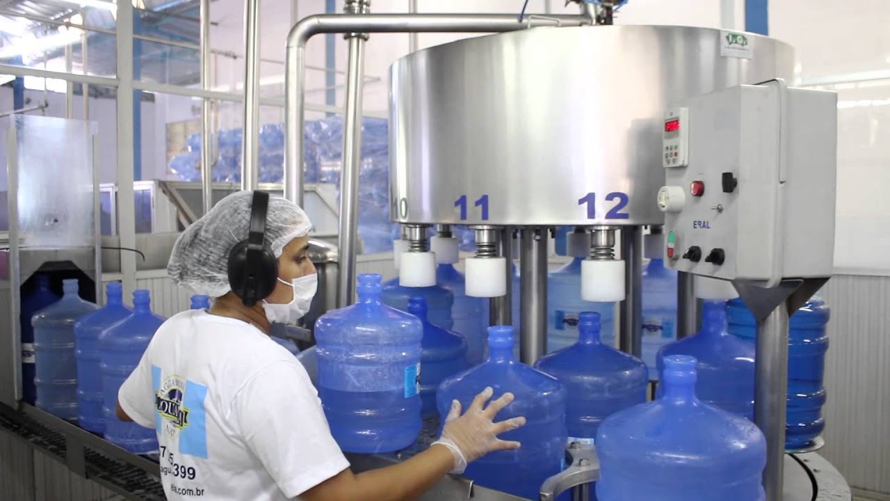 INSTITUCIONAL   ÁGUA MINERAL AQUARELA