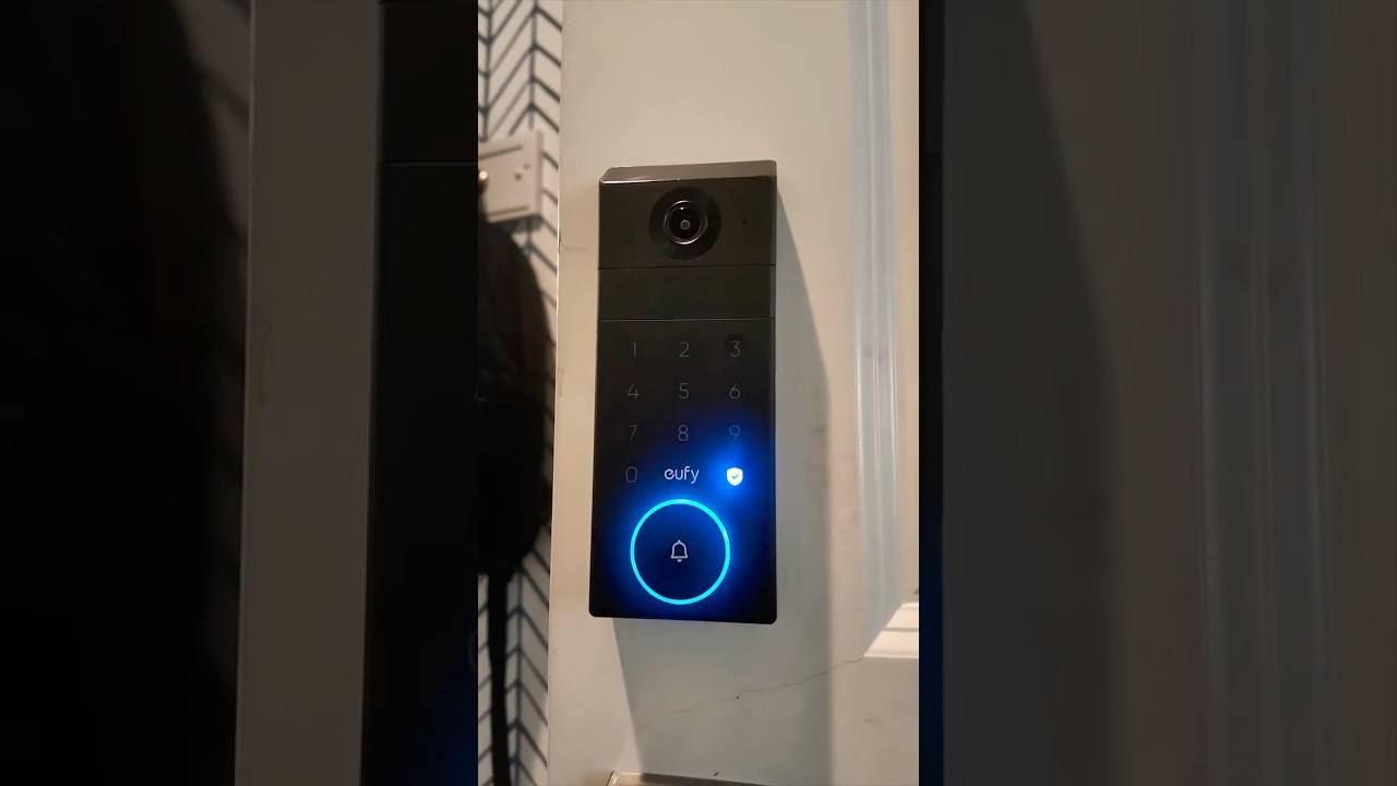 Unlock a door with the FORCE - Eufy FamiLock S3 Max