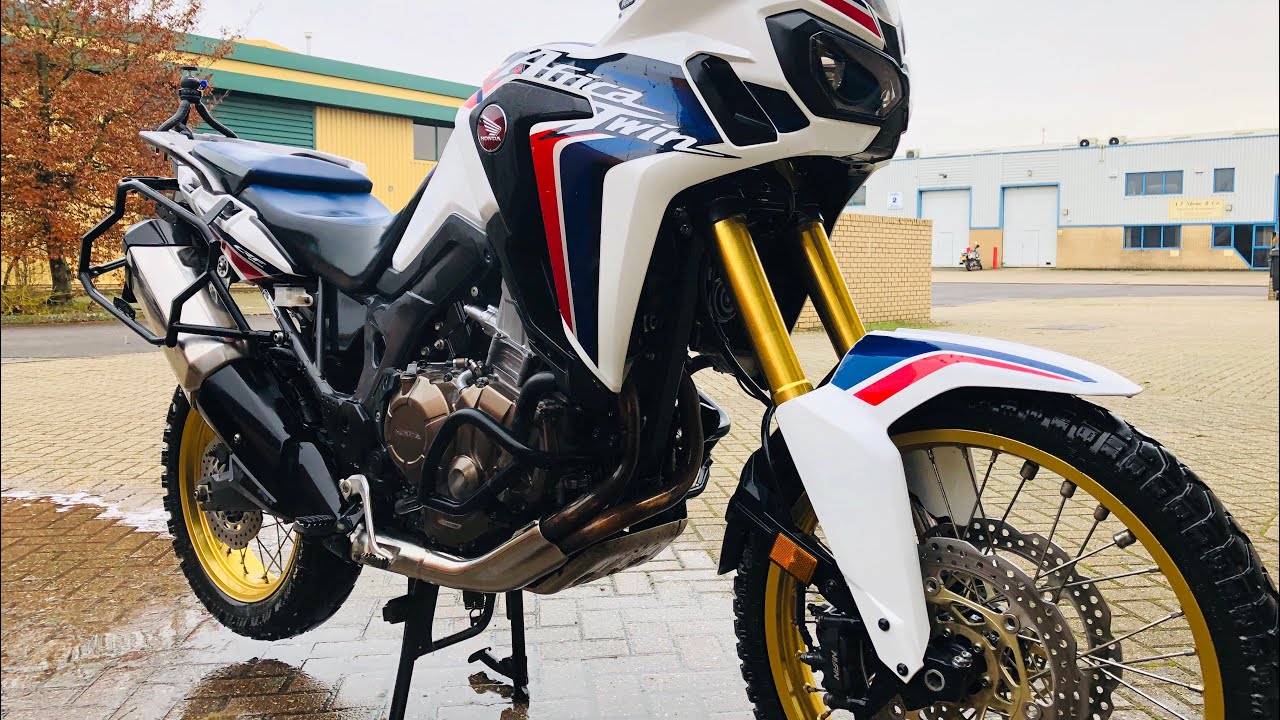 How to remove front forks from Africa Twin