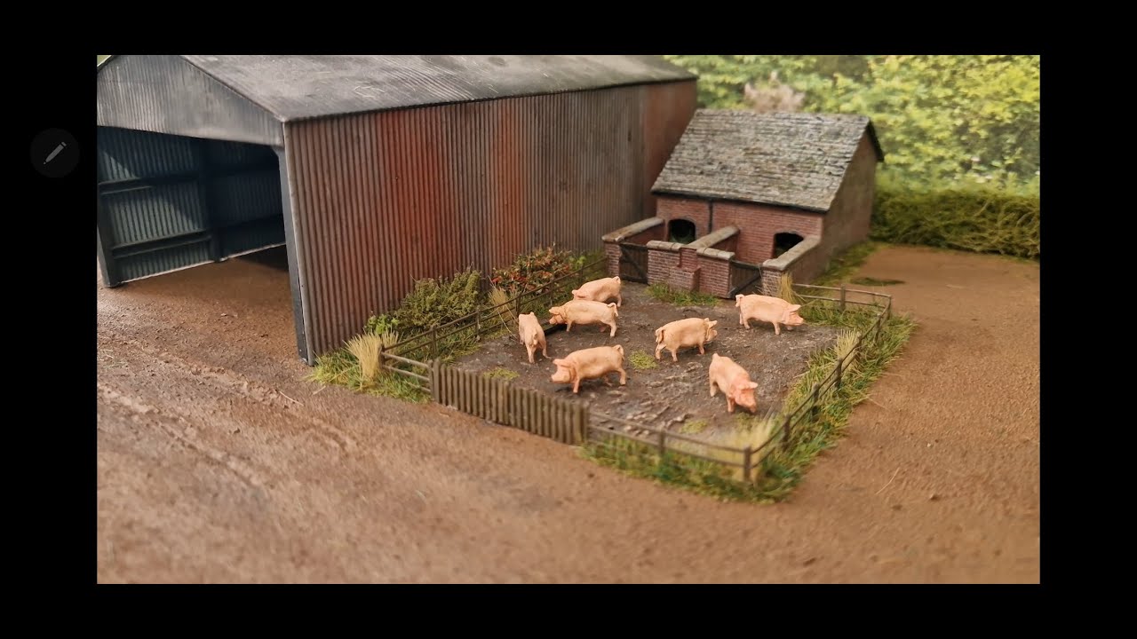 Down on the farm part 2 what a pig sty @ Stockton Junction