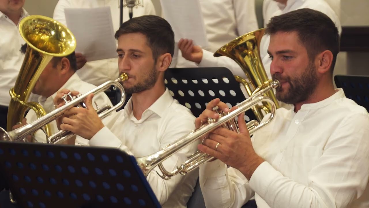 Corul bărbătesc și Fanfara bisericii Betania -”Numele Lui este mare”