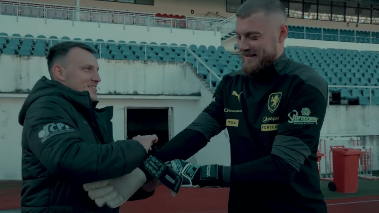 S repre za kulisy: Co hráči balí na trénink?