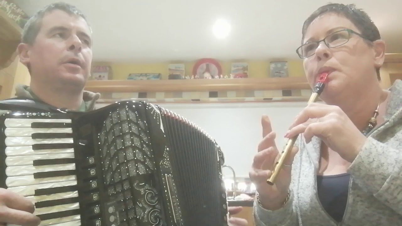 Old Ardboe, The Rose of Aranmore and The Little Old Mud Cabin waltzes accordion tin whistle