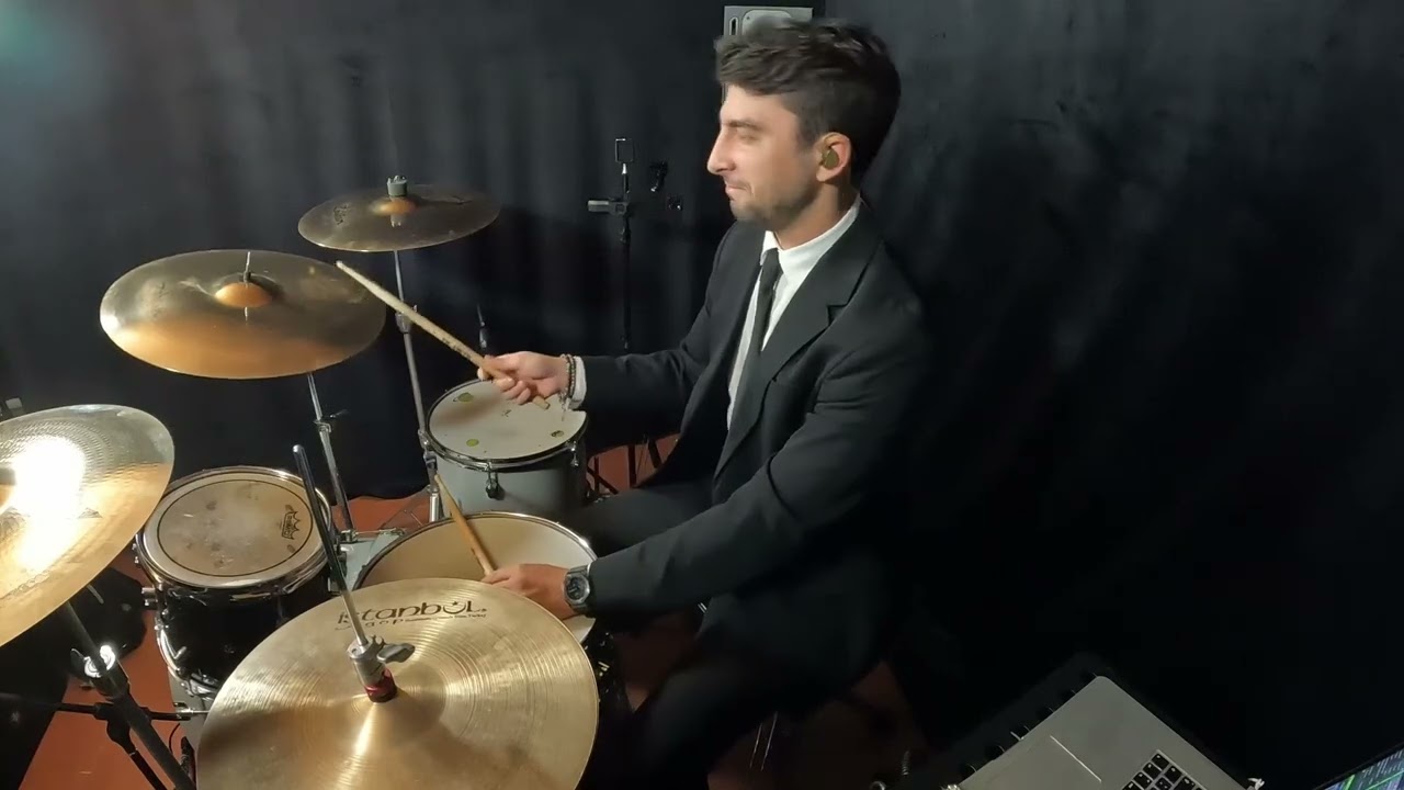 Robbie Williams - Minnie The Moocher (drum cover) 