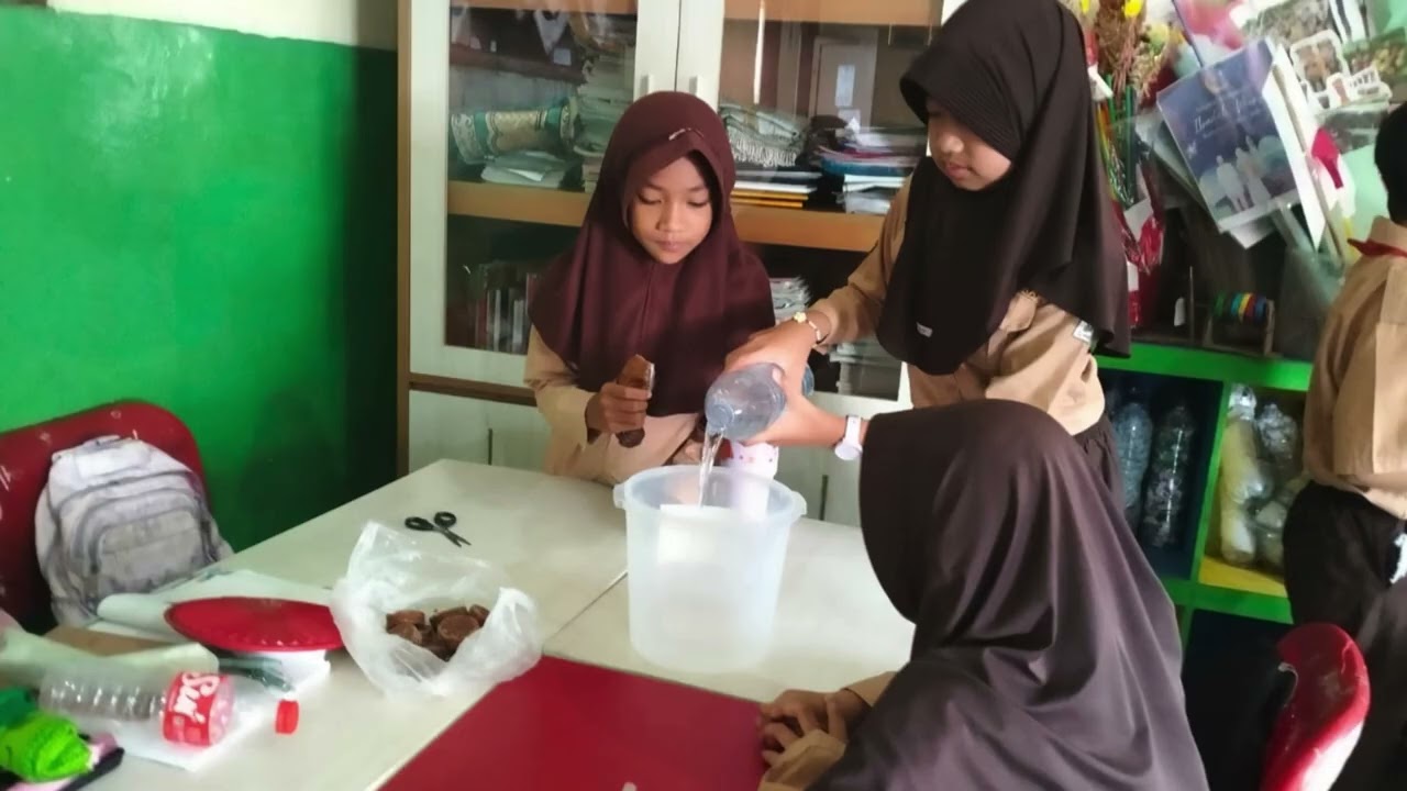 Recana Aksi proyek pemanfaatan Ecoenzim dan Pupuk Kompos AHS SDN Jatikramat I