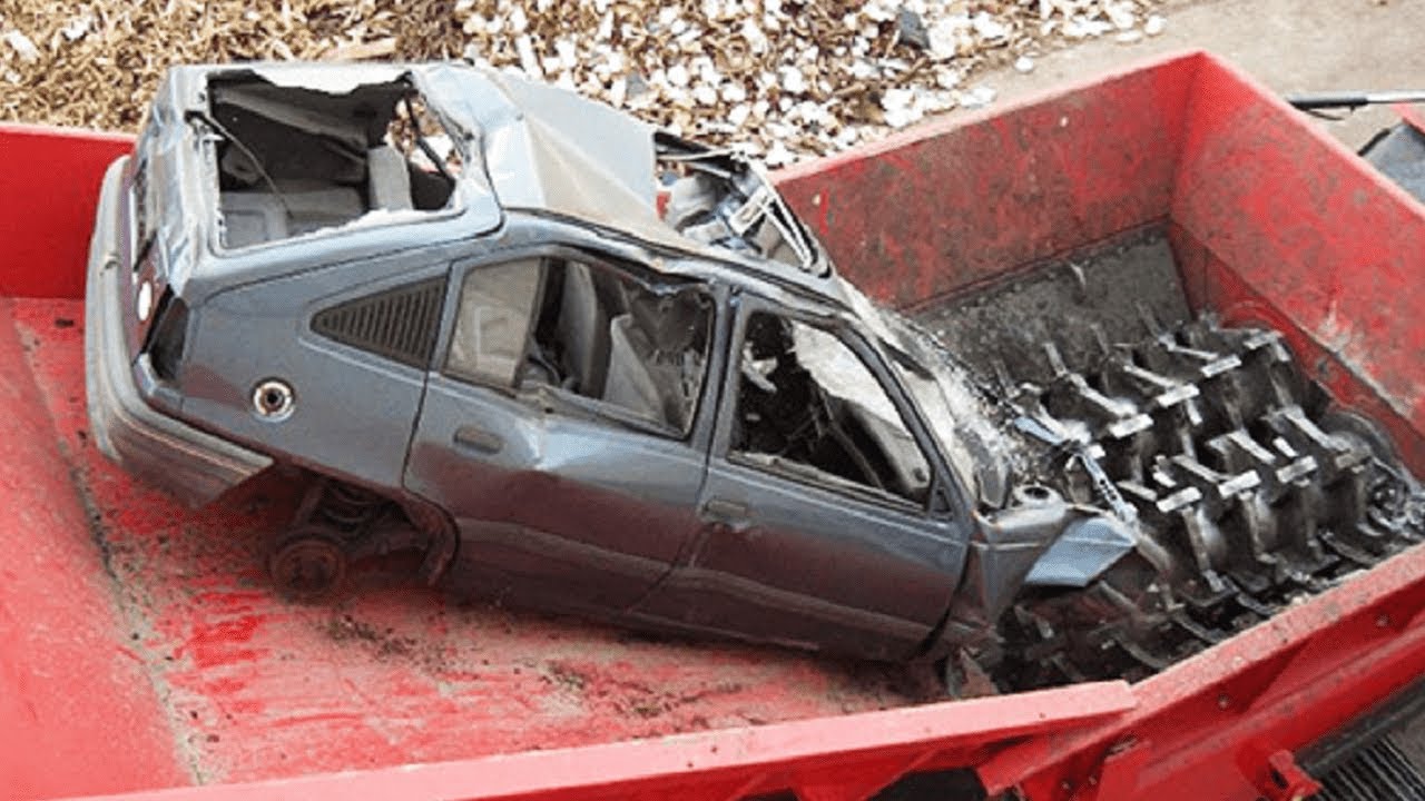 Extreme Dangerous Car Crusher Machine in Action, Crush Everything & Car Shredder Modern Technology