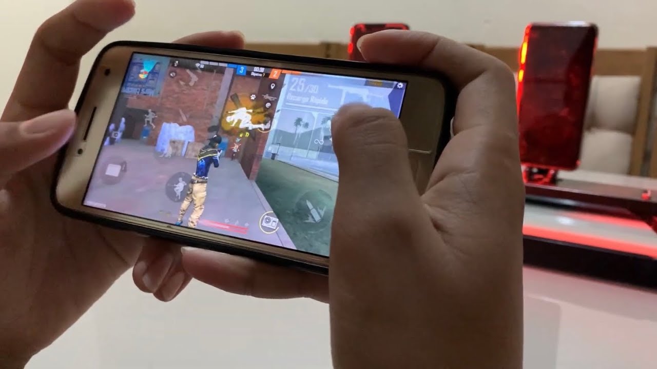COMPENSA COMPRAR O MOTO G5 PLUS PARA JOGAR FREE FIRE? NOVA ATUALIZAÇÃO!