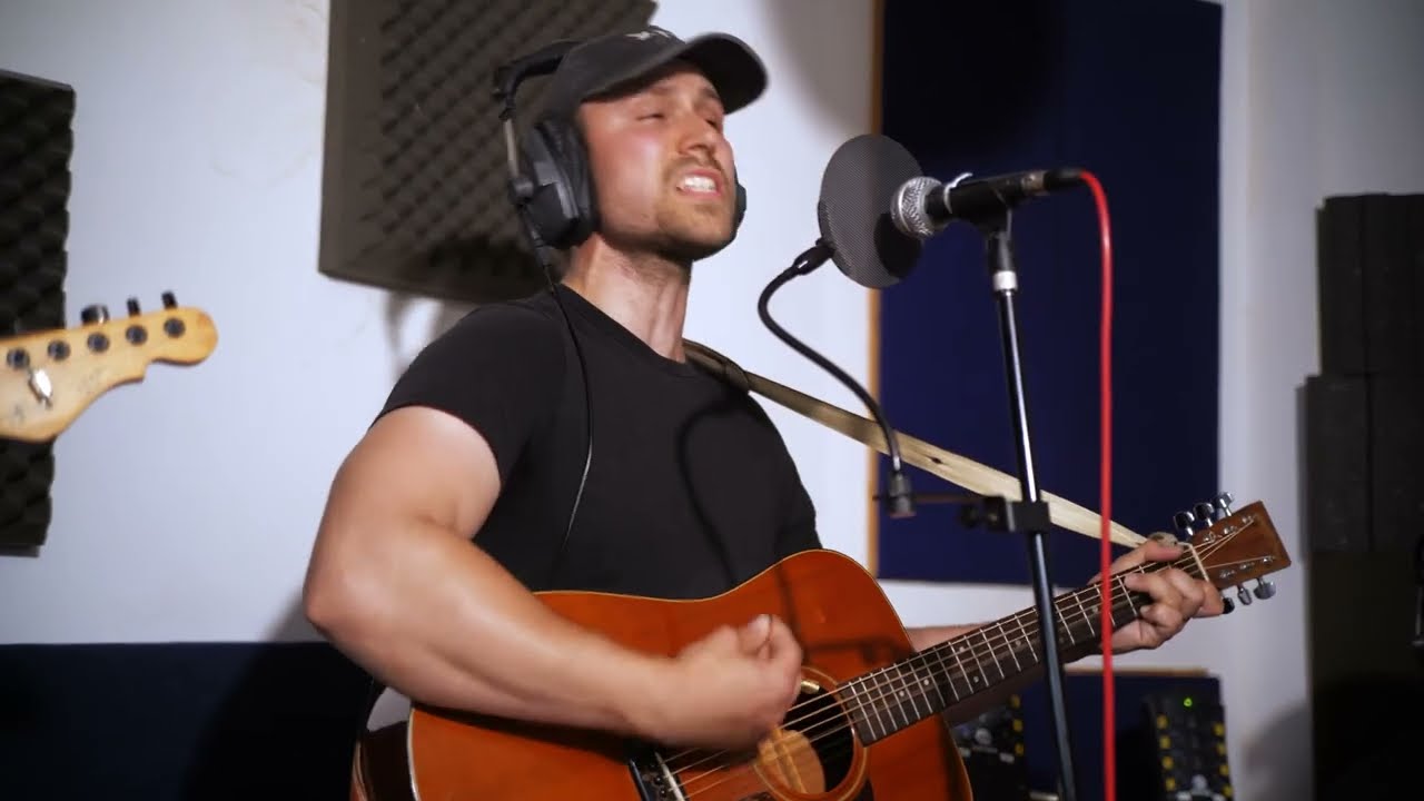 Country Roads x Wagon Wheel - Darius Trucker/John Denver (The Busketeers - Live Cover)