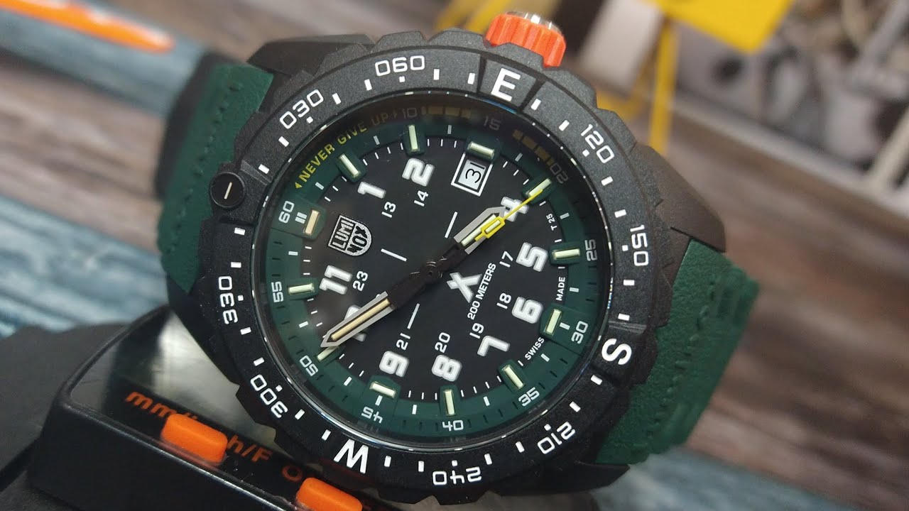 Luminox XB.3735 Bear Grylls Survival Mountain Series, тёмно-зелёный