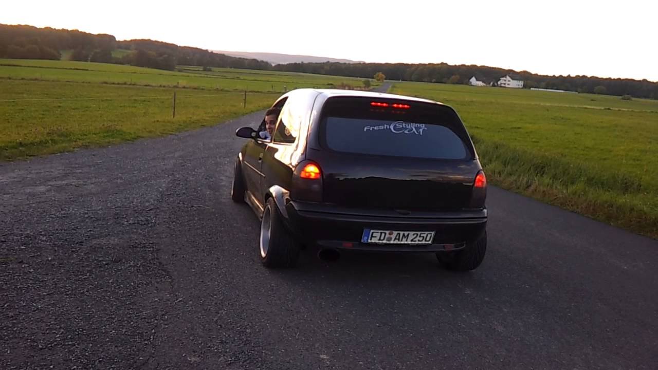 Corsa B  GSI 1.6 16V ★