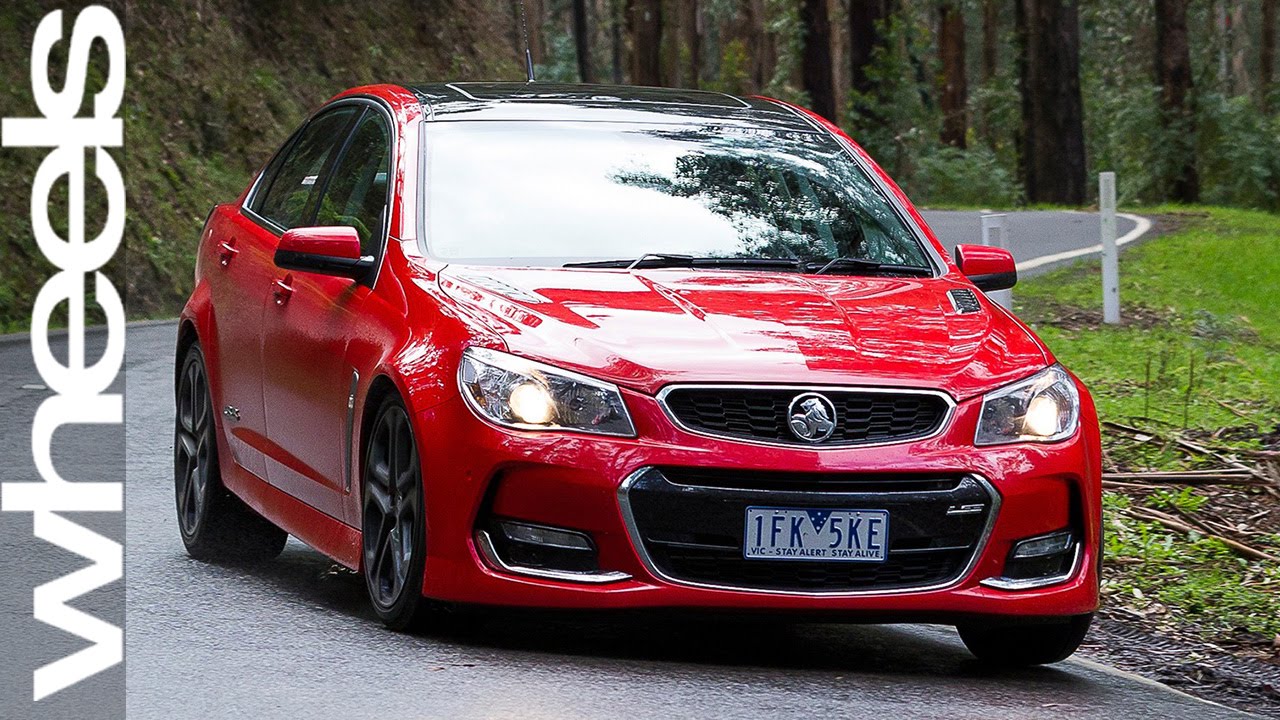 Обзор Holden Commodore SS-V Redline | Обзоры автомобилей | Wheels Australia