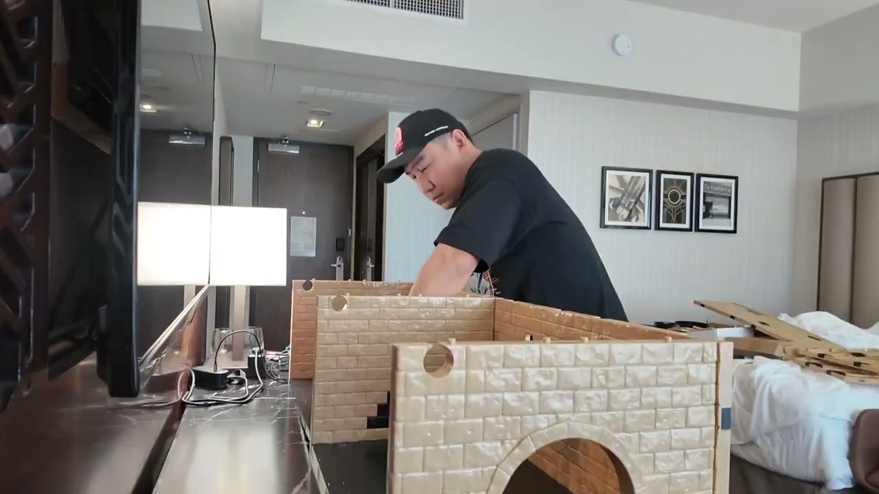 Super MUSK DioRamen SetUp while in hotel in LA
