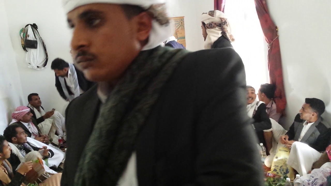 رقصه لي انا والعريس عباس احمد 



من ذاكرة الاجازه