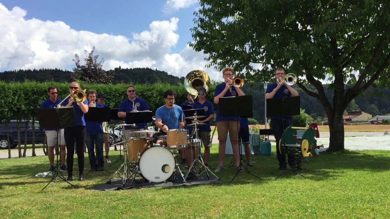 Downtown Brass ROLLING IN THE DEEP (Adele)