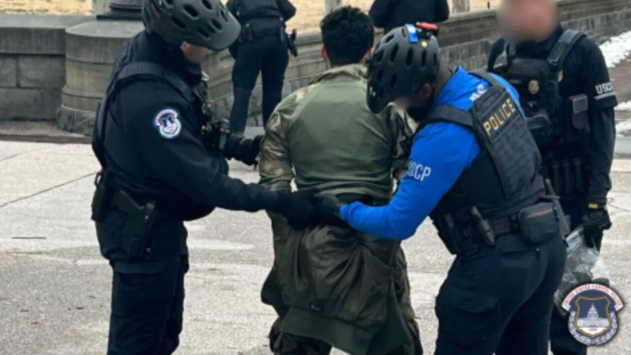 Police name 18-year-old who ran toward Capitol with gun, tactical vest