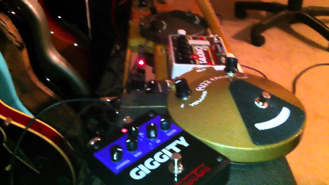 Eric Johnson Fuzz Face - Giggity Dumble Setting