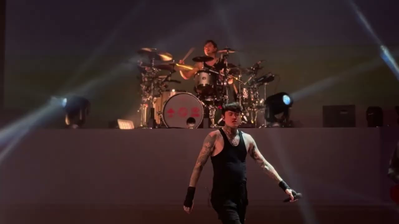 Bad Omens - Limits  (CONCRETE FOREVER LIVE TOUR - OCT 9, 2023, Las Vegas, NV)