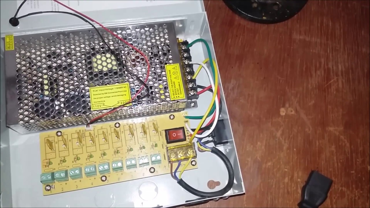 Fonte chaveada 12 volts com tensão baixa ou oscilando