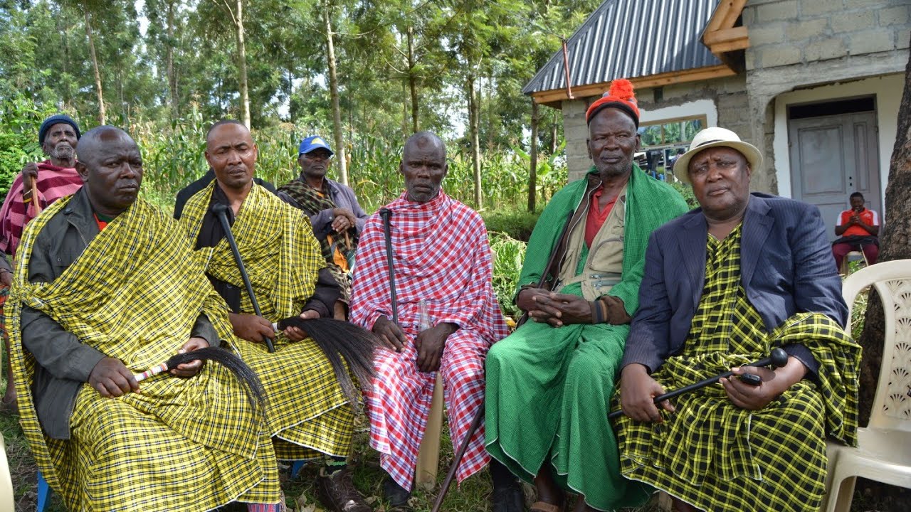 SEHEMU YA PILI: ALAIGWANANI MELEJI LUKUMAY AKIKABIDHIWA ORKUMA(RUNGU) MAALUM YA UONGOZI.