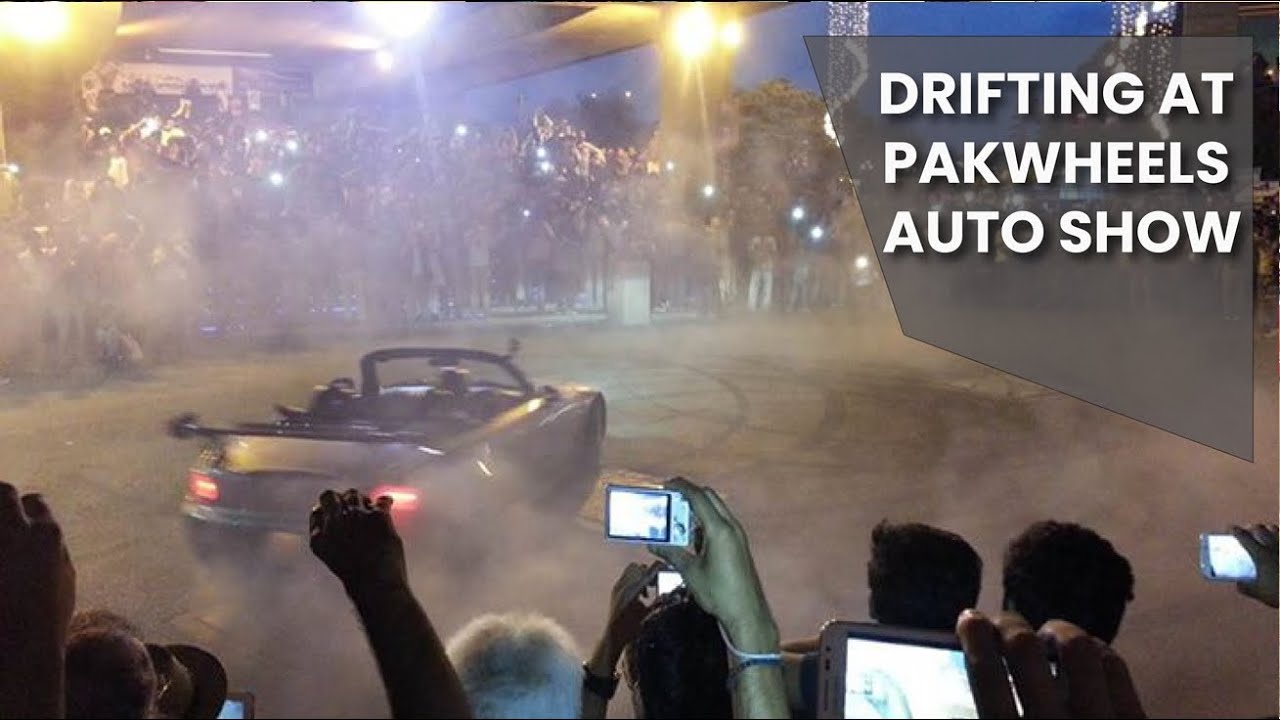 BMW Drifitng in Pakwheels Auto Show 2021 at Port Grand