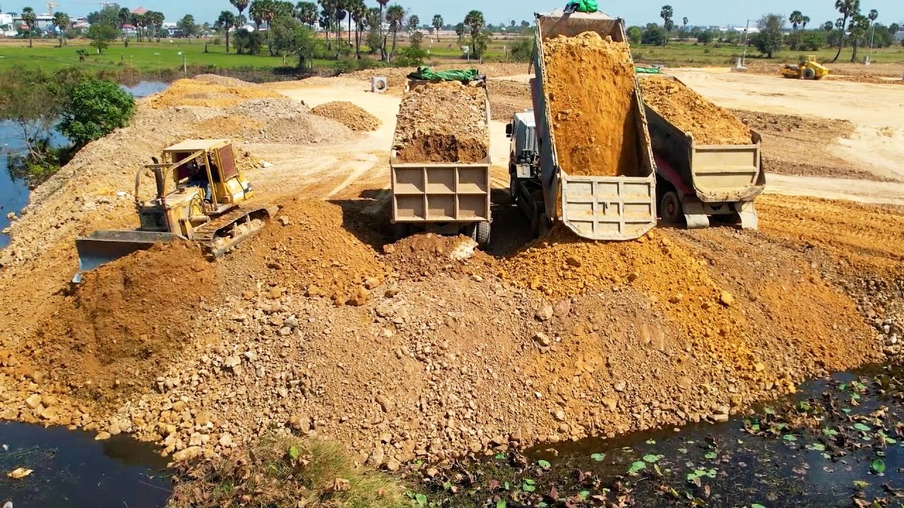 Extreme Working Huge Landfill Strongly Bulldozer Process Fast Dump Trucks & Dozer Working