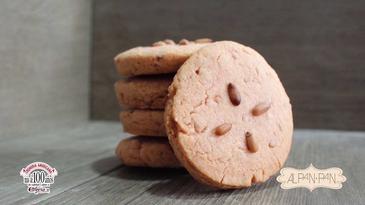 Polvorones de piñon