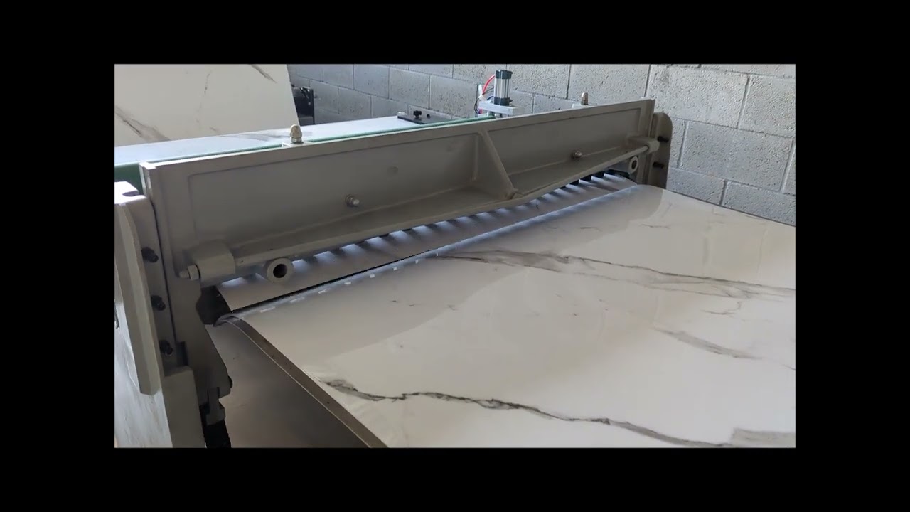 De-coiler and cutting machine.