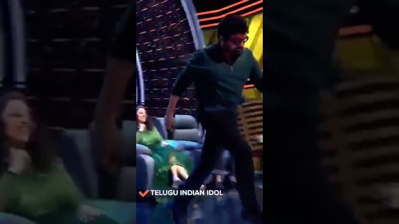 Chirangeevi / Imitating Rajini Sir Walking Style |Rajinikanth | Meghastar Chirangivi