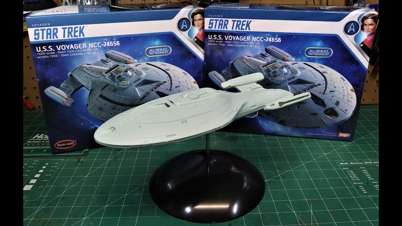 ALL NEW MOLDS! STAR TREK USS VOYAGER CLEAR VERSION 1/1000 SCALE MODEL KIT BUILD REVIEW POLAR LIGHTS