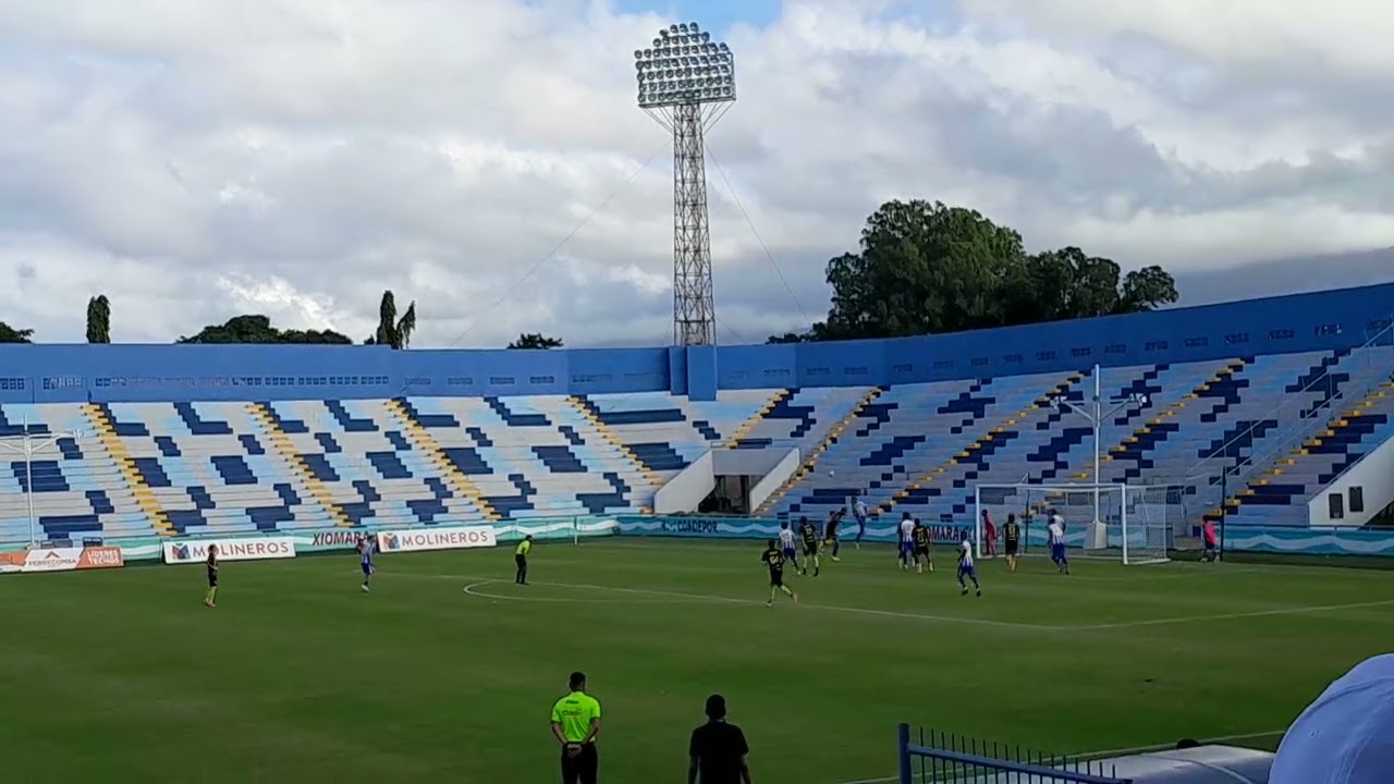 Victoria vs real españa  final 2 a 0 Campeón Victoria 