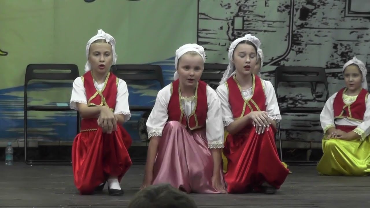 Smotra narodnih igara i običaja 