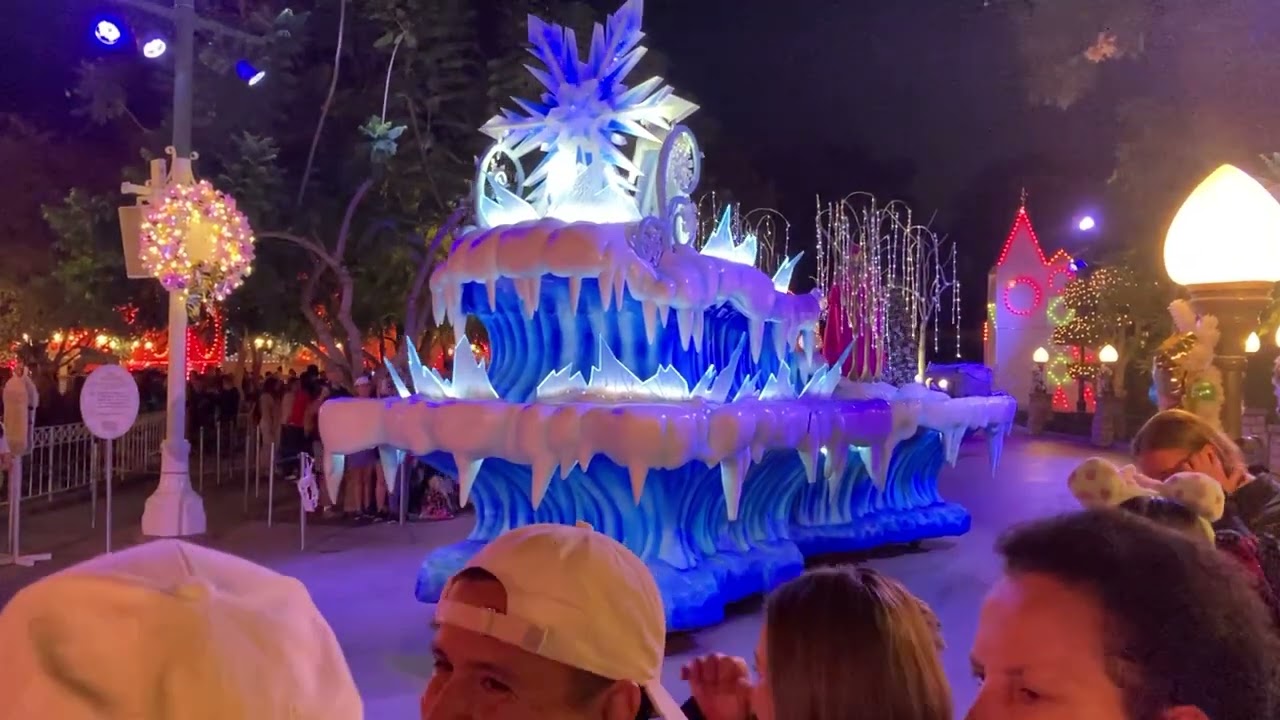 Disneyland “Christmas Fantasy” Parade nighttime (2023)