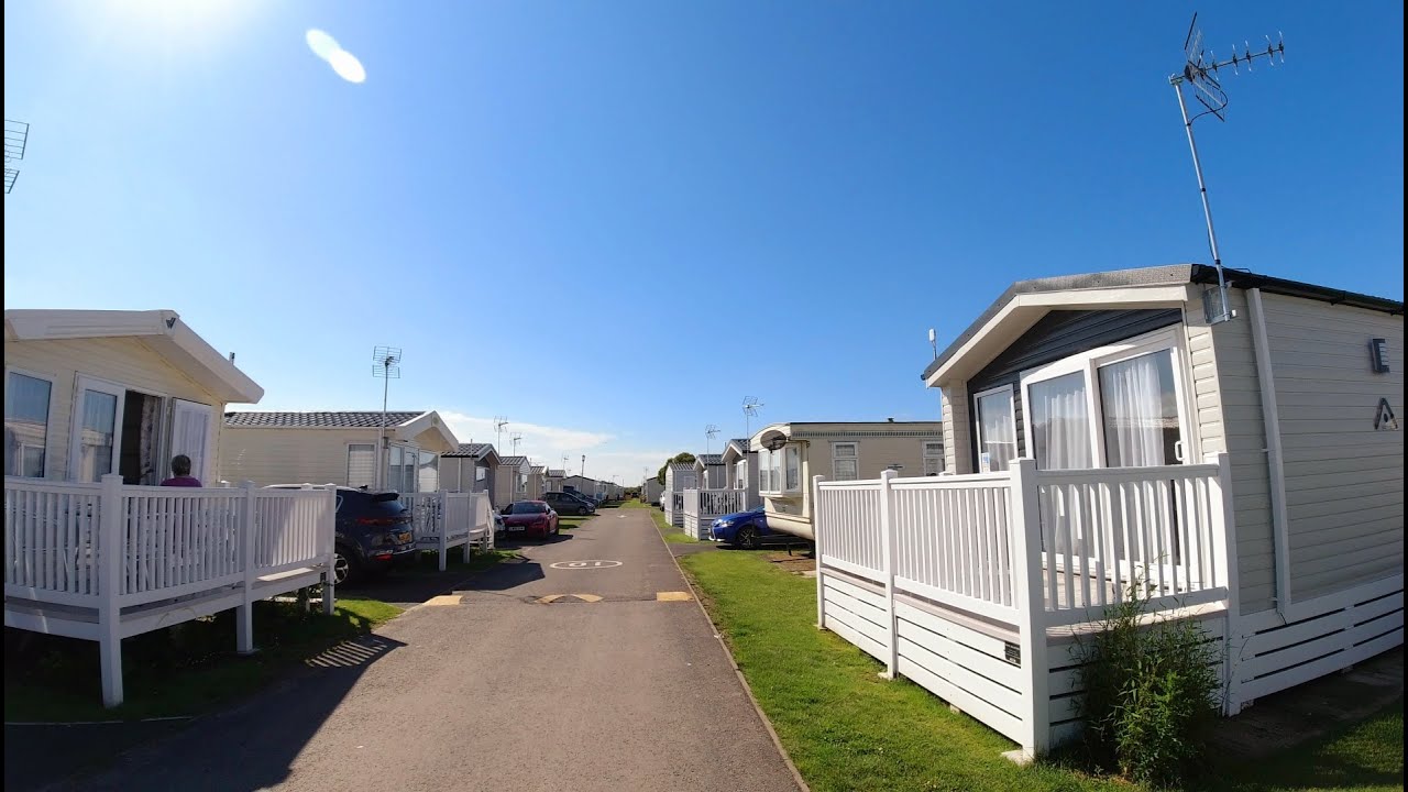 4K OSMO ACTION - DOVERCOURT HOLIDAY PARK | LOUNGE & CARAVANS | Harwich, Esssex | ENGLAND