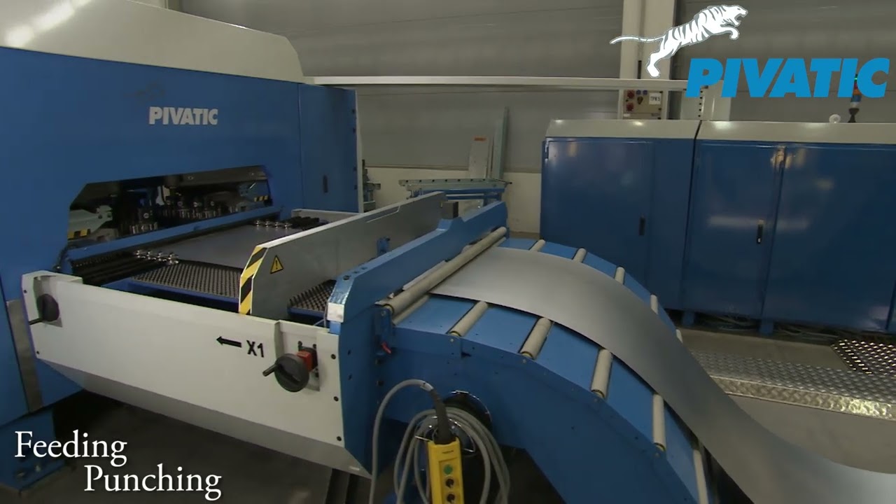 Linea di punzonatura e taglio a misura da coil PivaPunch per pannelli HVAC