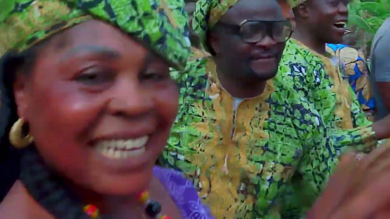Rogan Soleil   Lâdé Official Music Video  Afrobeat Cameroon