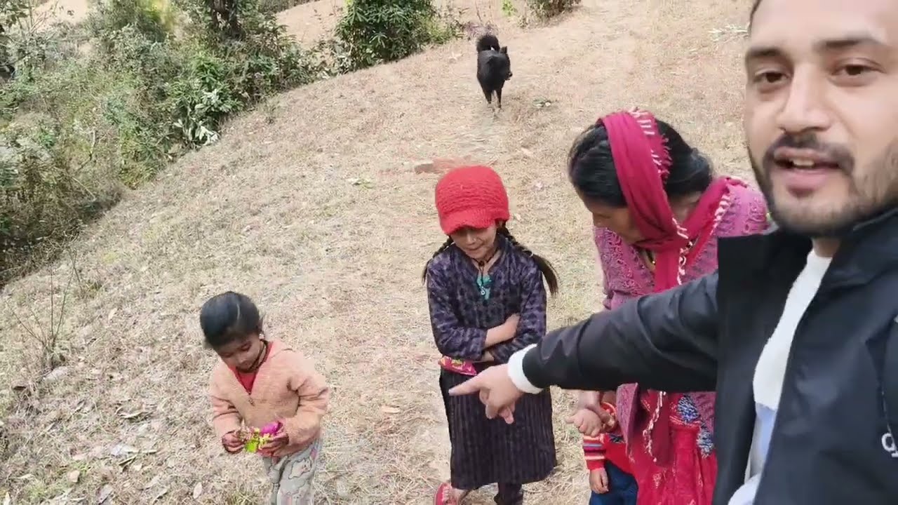 Apne sasural se Apne Gaon Tak ka safar Apne chhote bete ke sath😍😘