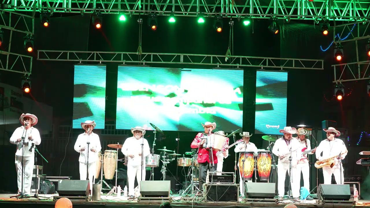 Mamá rica, Cumbia de mi tierra · Edinson Molina y Sus Campaneros