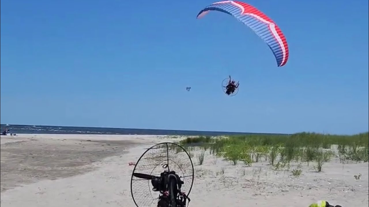 Flying The New Roadster 3! Parasail's And Another Pilot!