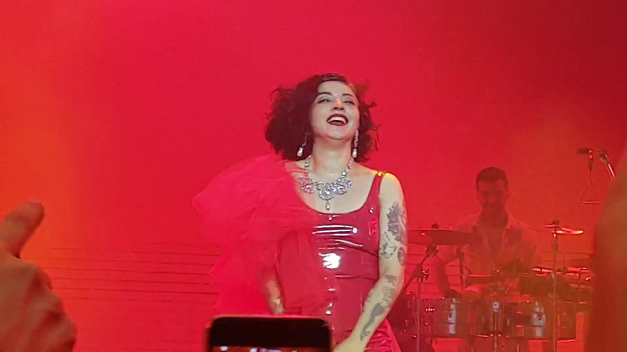 Tormento  - Mon Laferte en Luna Park - Argentina 2019