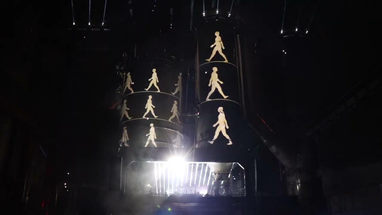 Monumental Tour - Michael Canitrot 